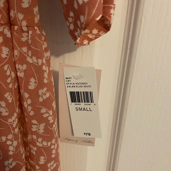 Mauve floral wrap dress - Picture 7 of 9